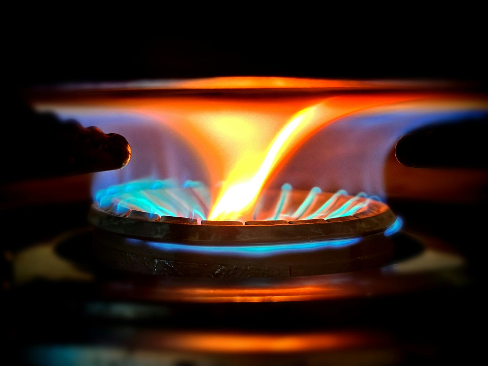 Biogas — Clean cooking energy from organic waste